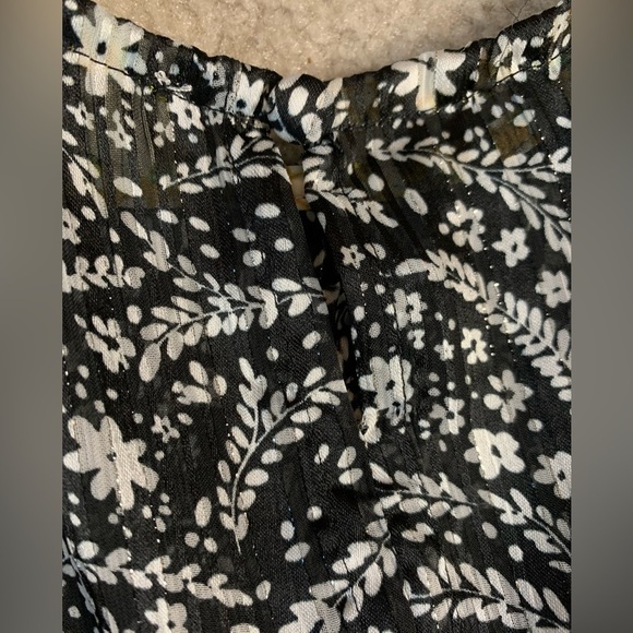 Umgee Boho Floral Print Top Blouse Women Small Silver Metallic Thread - Picture 4 of 8